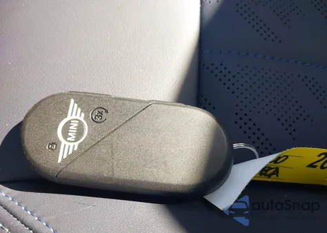 2025 Mini Hardtop Cooper S from USA, damaged, VIN WMW53GD00S2W68515